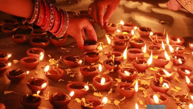 Complete Diwali Puja Samagri List for a Highly Prosperous Celebration.  blog image